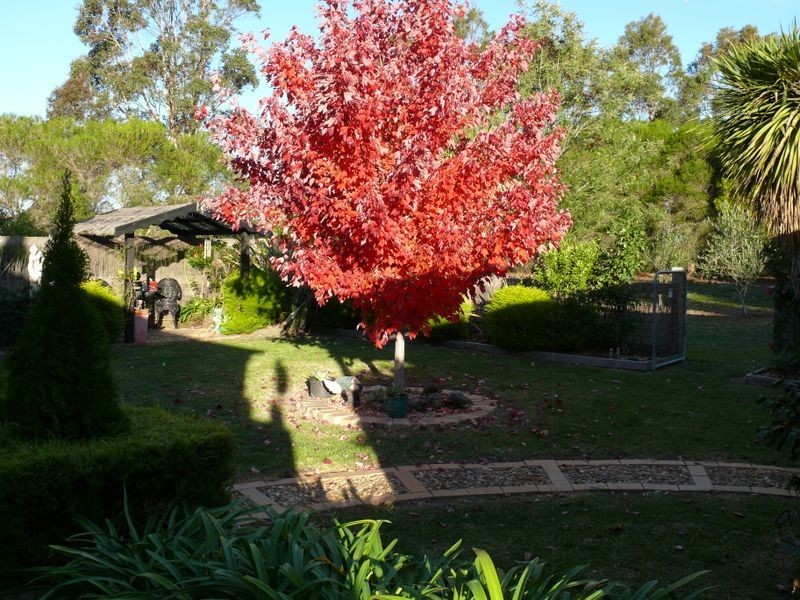 1 Simpsons Drive, Newlands Arm VIC 3875