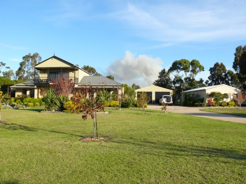 1 Simpsons Drive, Newlands Arm VIC 3875