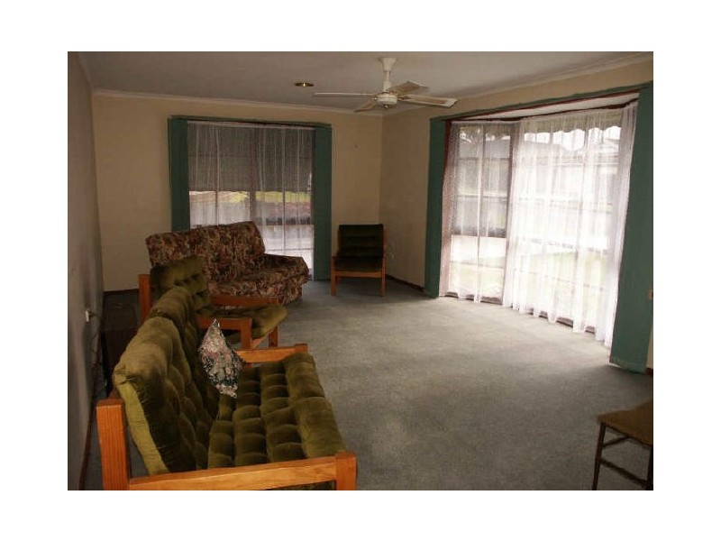 14 Canal Road, Paynesville VIC 3880