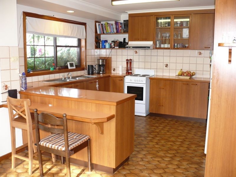6 Newton Close, Paynesville VIC 3880