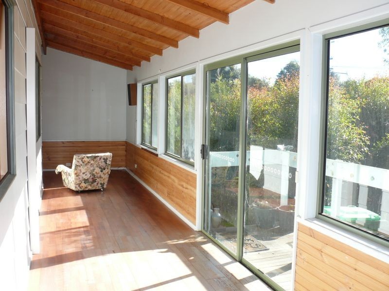 83 Twelfth Avenue, Raymond Island VIC 3880