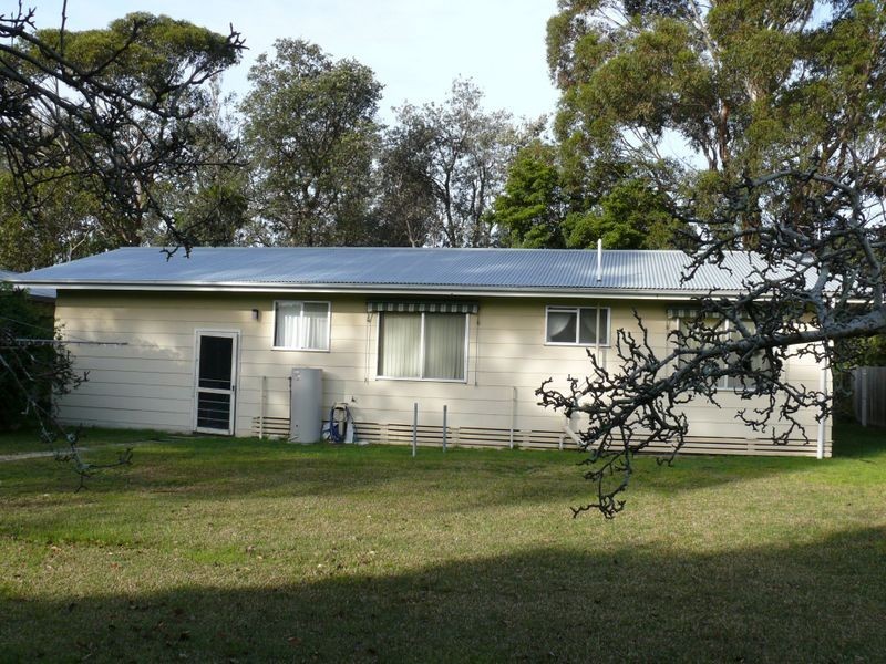 22 Sixth Avenue, Raymond Island VIC 3880