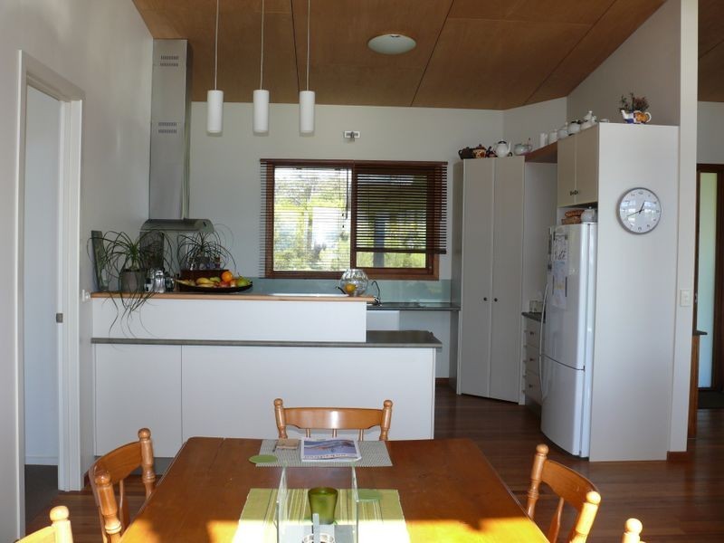 215 Gravelly Point Road, Raymond Island VIC 3880