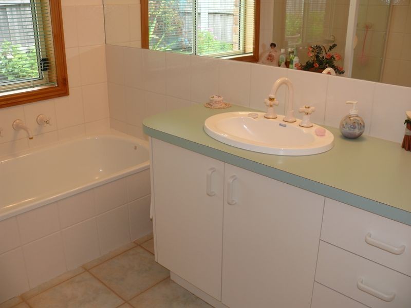 20 Schooner Terrace, Paynesville VIC 3880