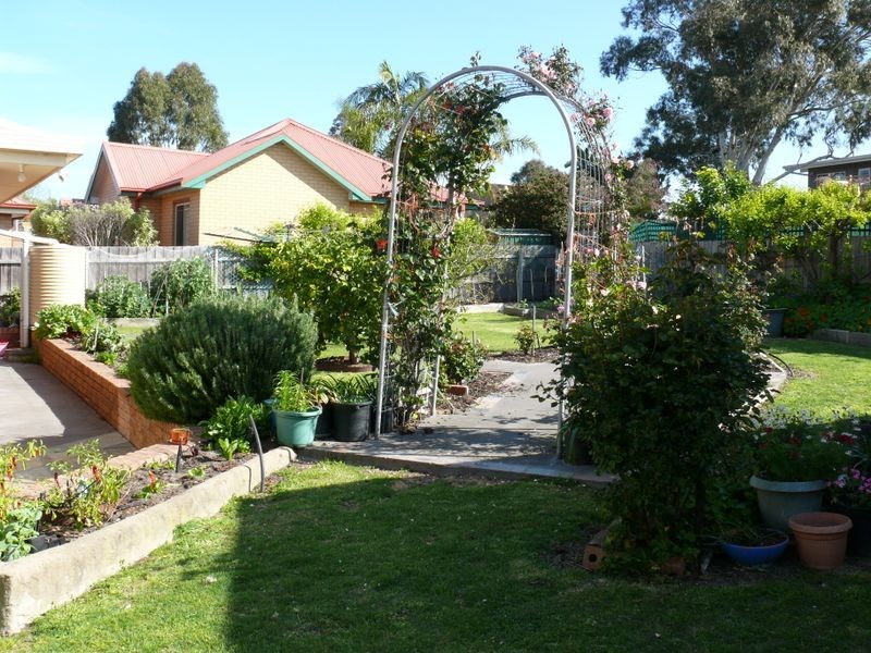 20 Schooner Terrace, Paynesville VIC 3880