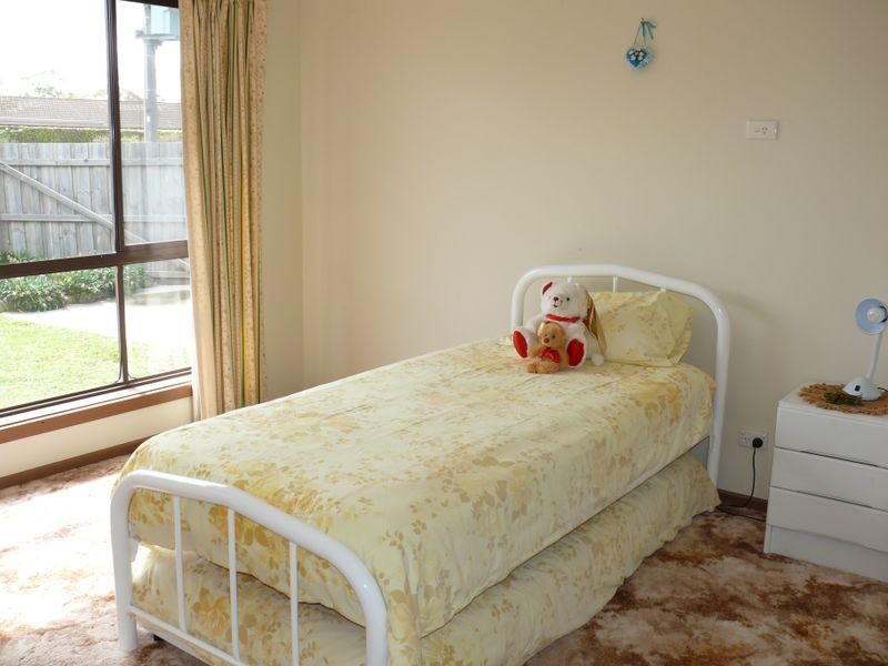 1/33 Newton Close, Paynesville VIC 3880