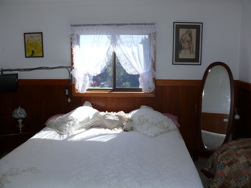 415 Centre Road, Raymond Island VIC 3880