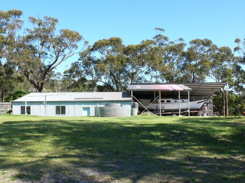 415 Centre Road, Raymond Island VIC 3880