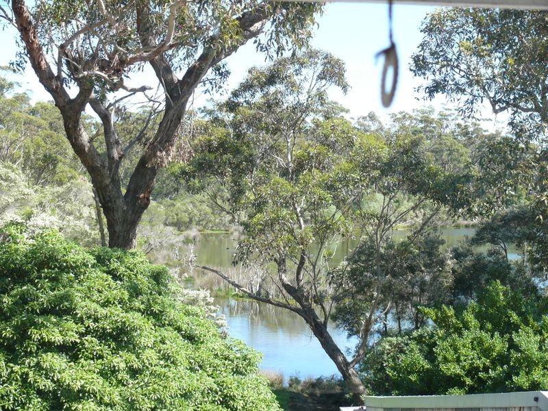 415 Centre Road, Raymond Island VIC 3880