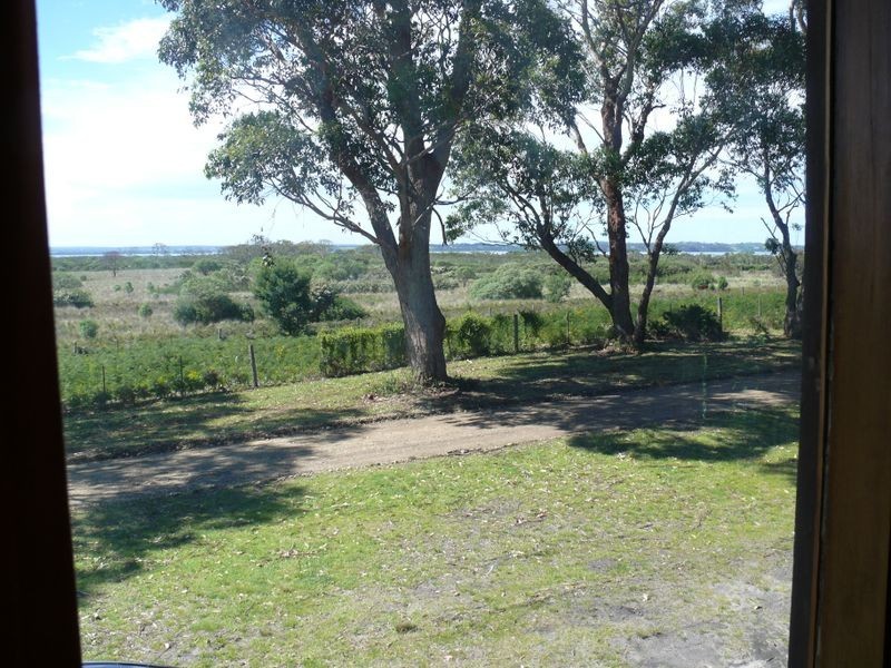 415 Centre Road, Raymond Island VIC 3880