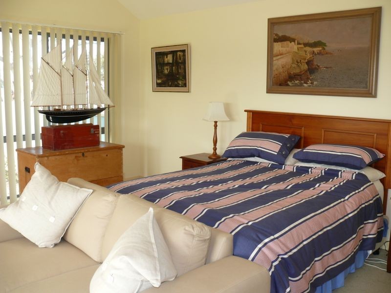 10 Lake Shore Drive, Newlands Arm VIC 3875
