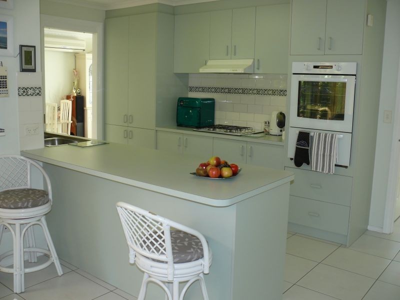 16 McMillan Grove, Paynesville VIC 3880