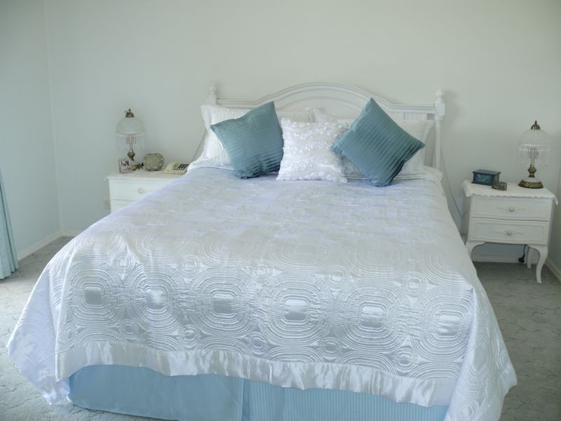 16 McMillan Grove, Paynesville VIC 3880