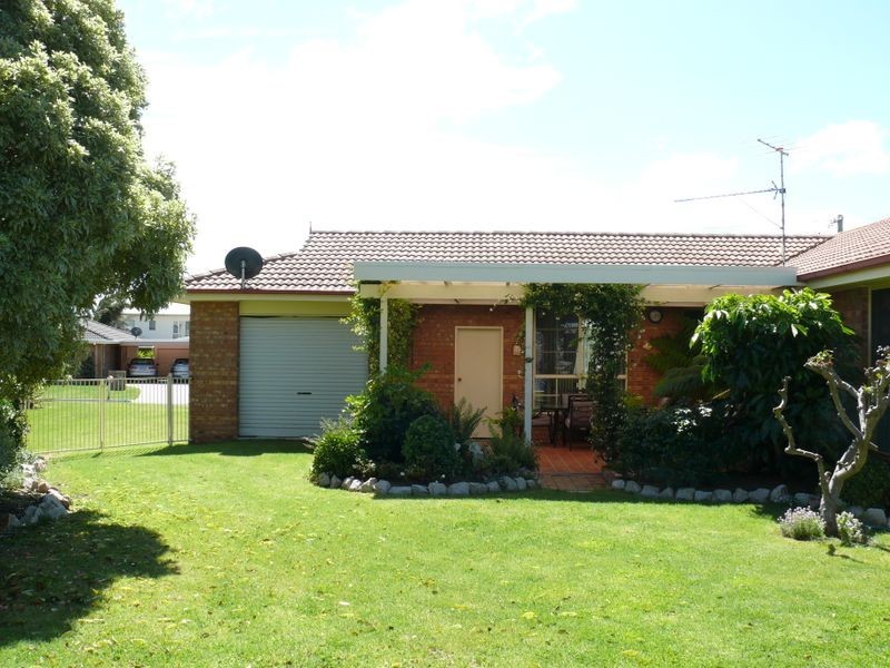 16 McMillan Grove, Paynesville VIC 3880