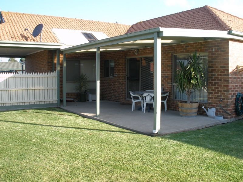 12 Hakea Court, Paynesville VIC 3880