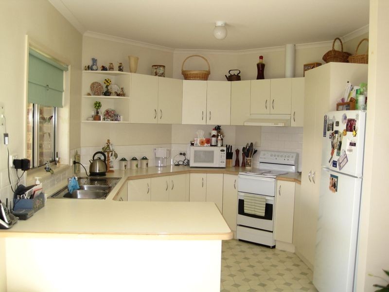 12 Hakea Court, Paynesville VIC 3880