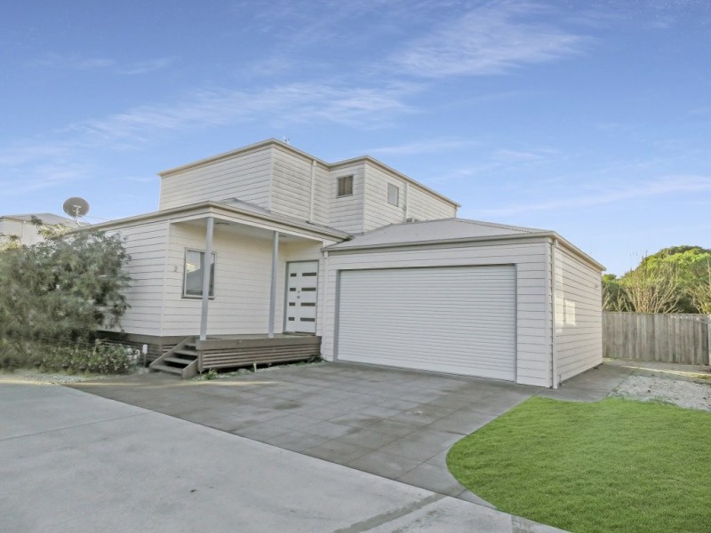 House 2/157 Bay Road, Eagle Point VIC 3878