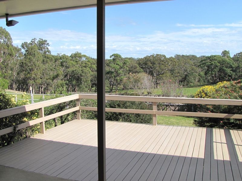 240 Lake Victoria Road, Eagle Point VIC 3878