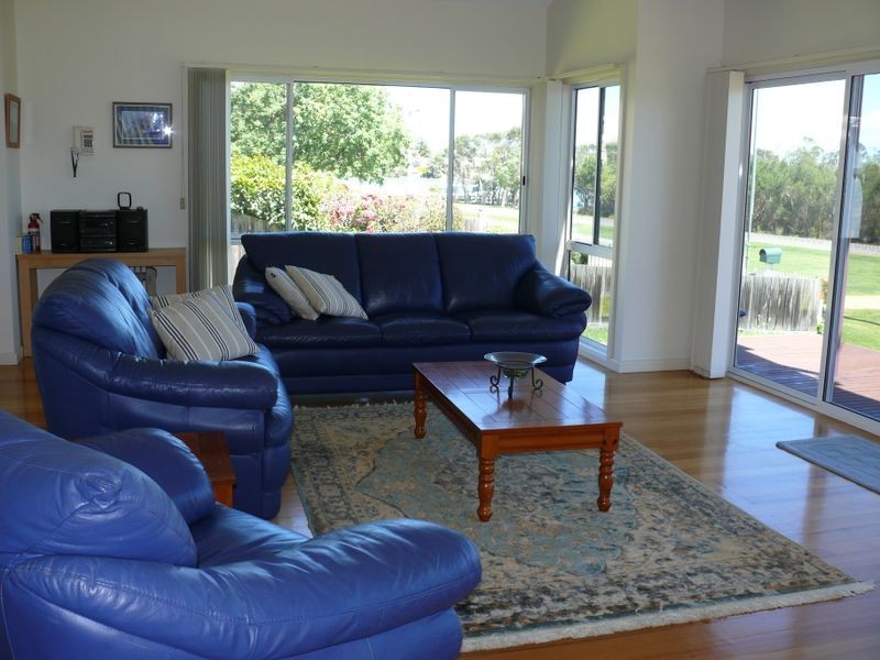183 Western Boulevard, Raymond Island VIC 3880