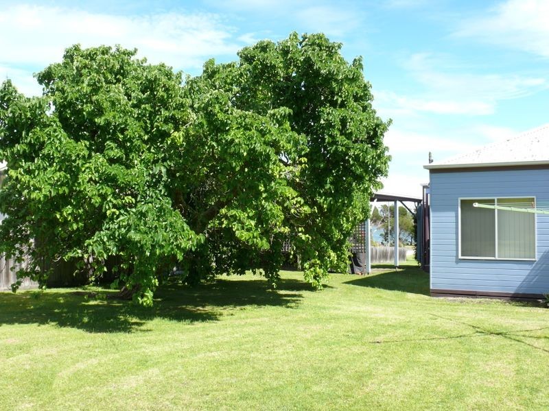183 Western Boulevard, Raymond Island VIC 3880