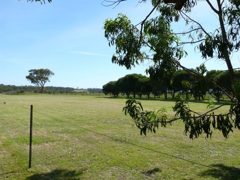 1/Lot 1 103 Birrells Road, Newlands Arm VIC 3875