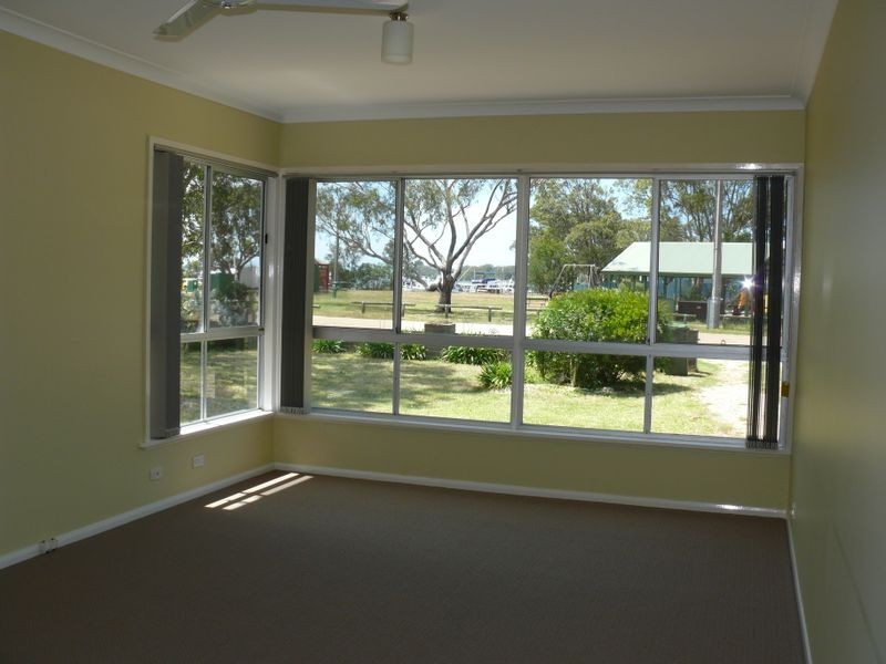 3 Seventh Parade, Raymond Island VIC 3880