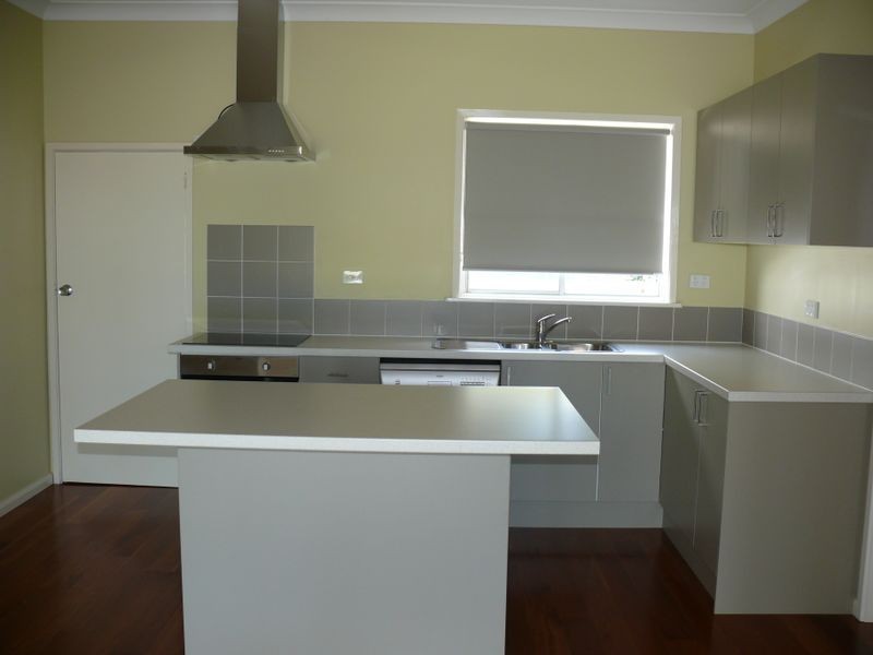 3 Seventh Parade, Raymond Island VIC 3880