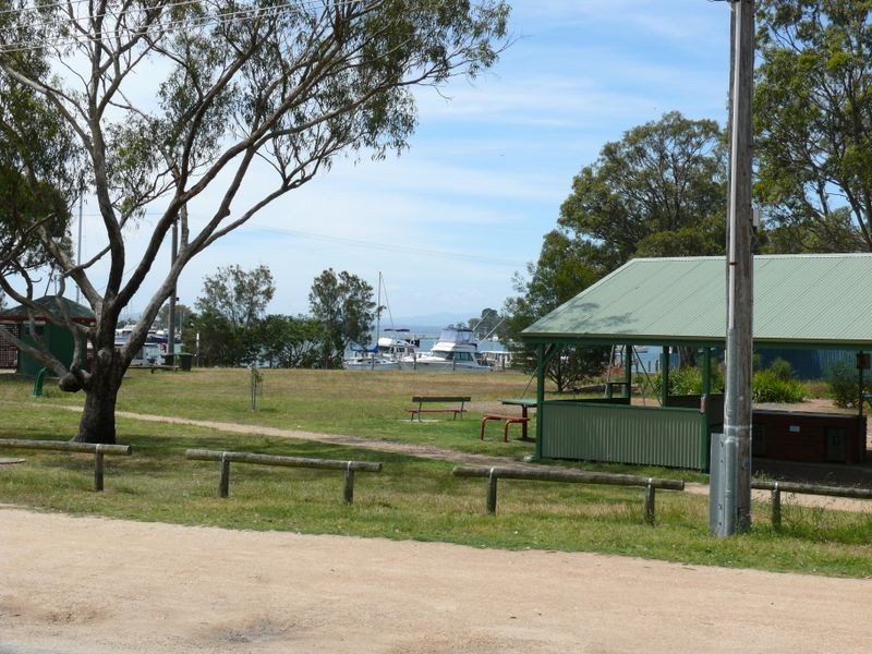 3 Seventh Parade, Raymond Island VIC 3880