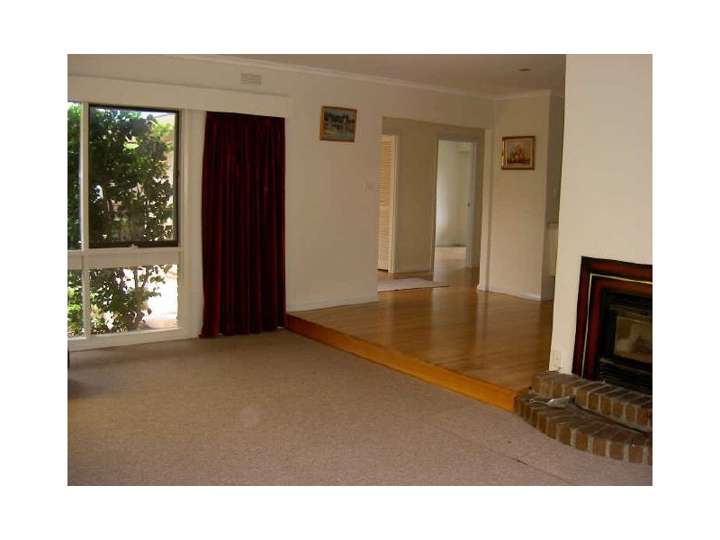 9 Rex Street, Paynesville VIC 3880