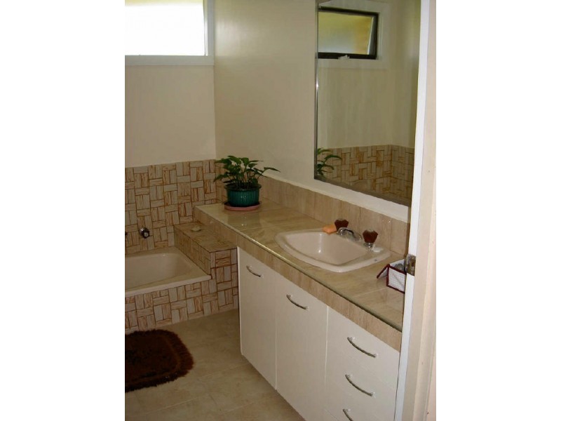 9 Rex Street, Paynesville VIC 3880