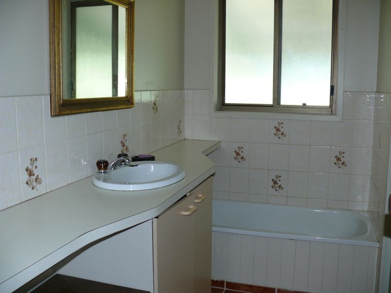 12 Lake Inlet Avenue, Newlands Arm VIC 3875