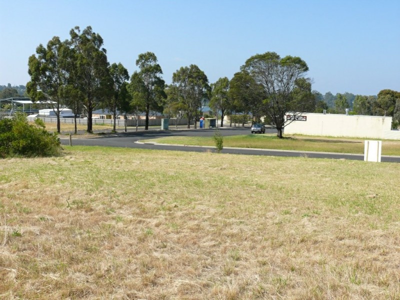 18 Village Fair Drive, Newlands Arm VIC 3875