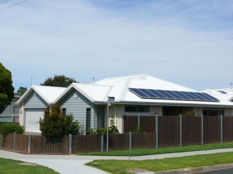 17 Wellington Street, Paynesville VIC 3880