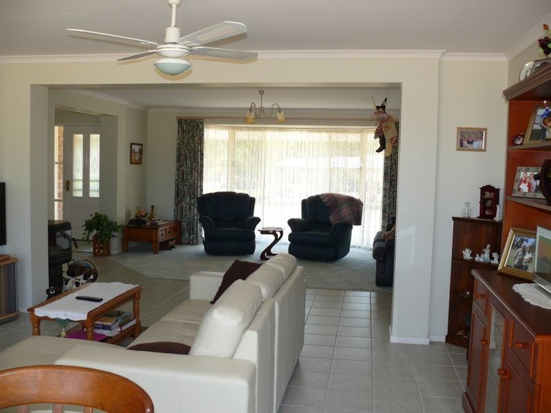 11 Boyd Court, Eagle Point VIC 3878