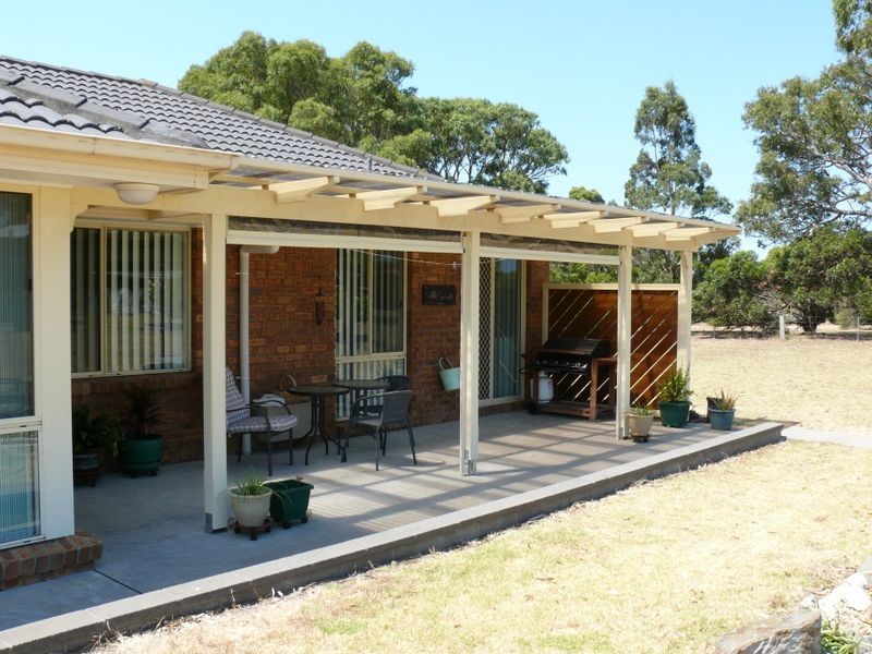 11 Boyd Court, Eagle Point VIC 3878