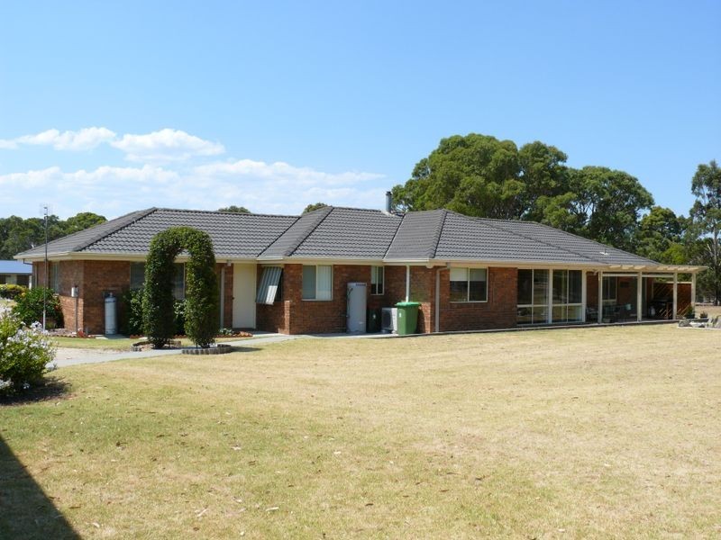 11 Boyd Court, Eagle Point VIC 3878