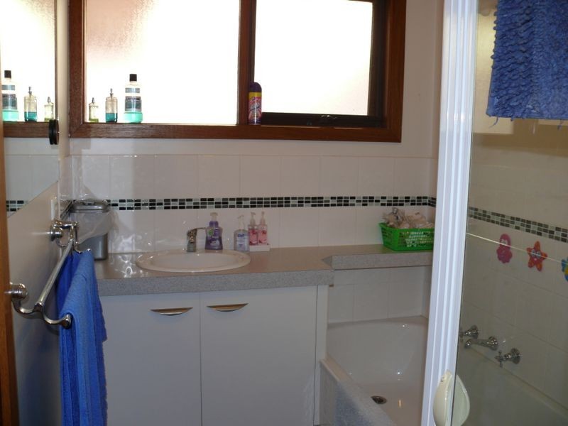 2 Lara Close, Paynesville VIC 3880