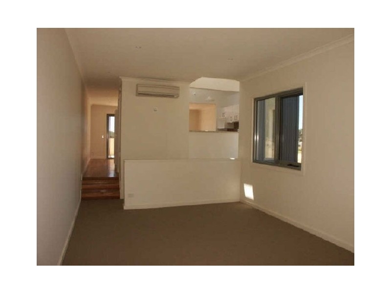 4/4 Green Court, Eagle Point VIC 3878
