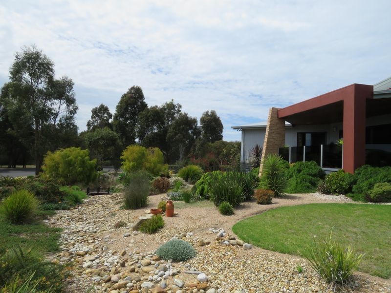 22 Butlers Point Drive, Newlands Arm VIC 3875