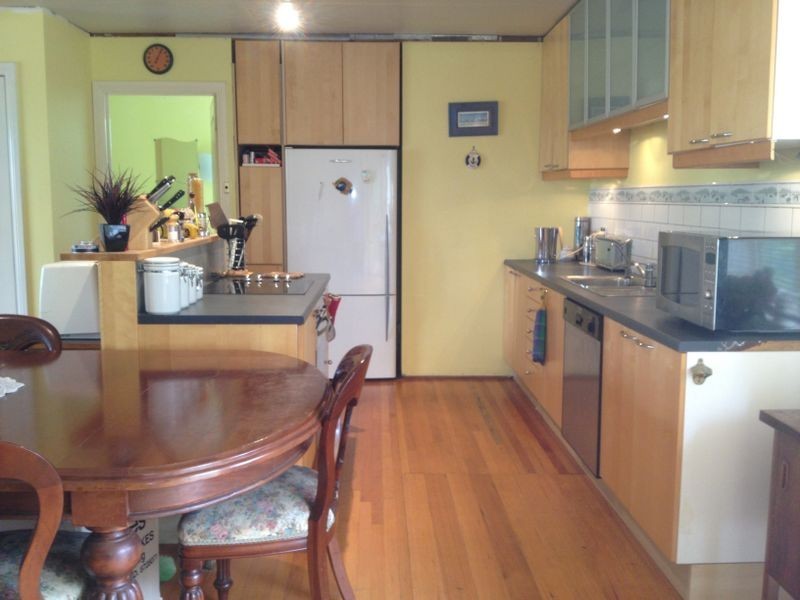 53 Fourth Avenue, Raymond Island VIC 3880