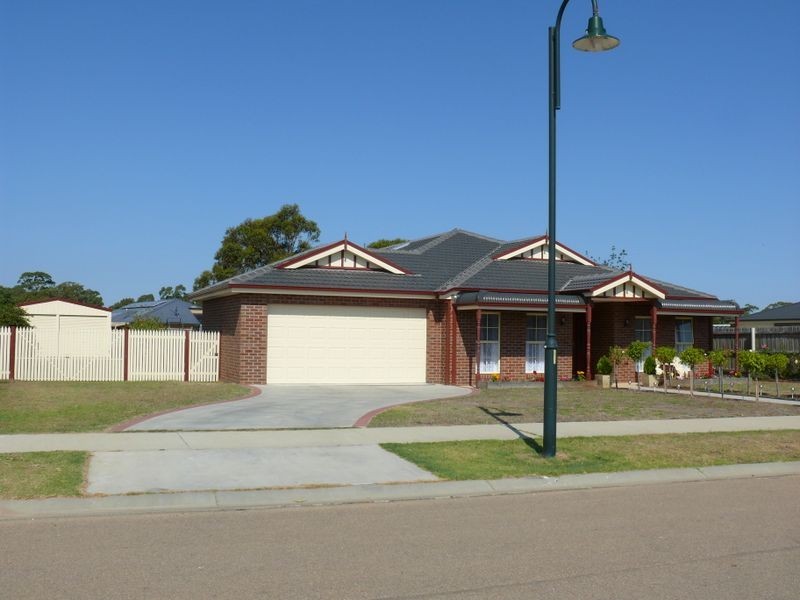 18 Riviera Close, Paynesville VIC 3880