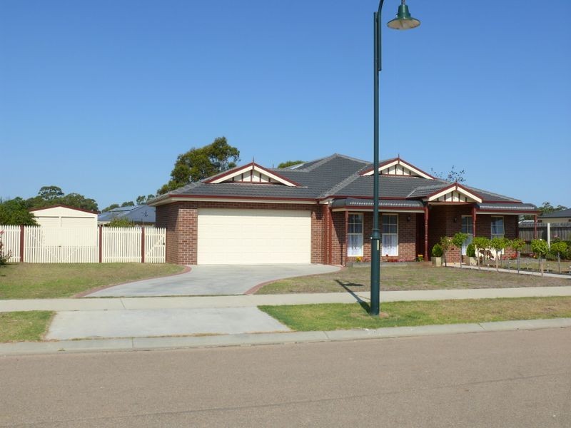 18 Riviera Close, Paynesville VIC 3880