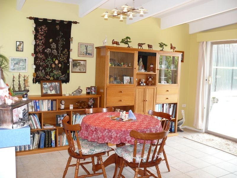 6 Hoskin Street, Eagle Point VIC 3878