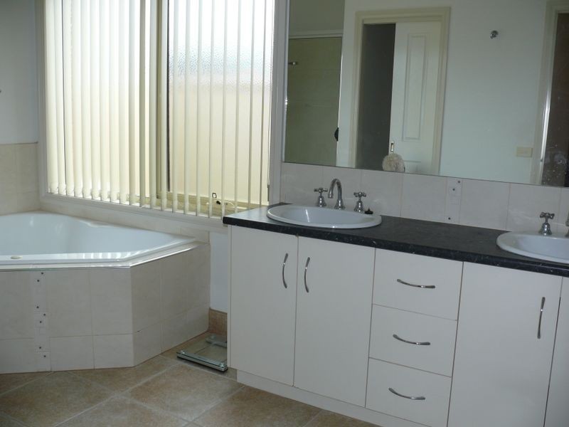 14 Colony Club Drive, Newlands Arm VIC 3875
