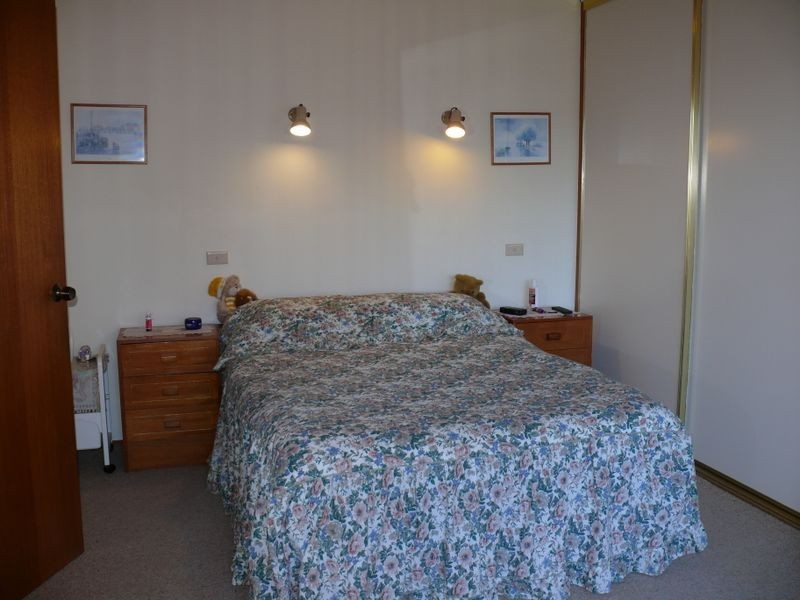 121 Bay Road, Eagle Point VIC 3878