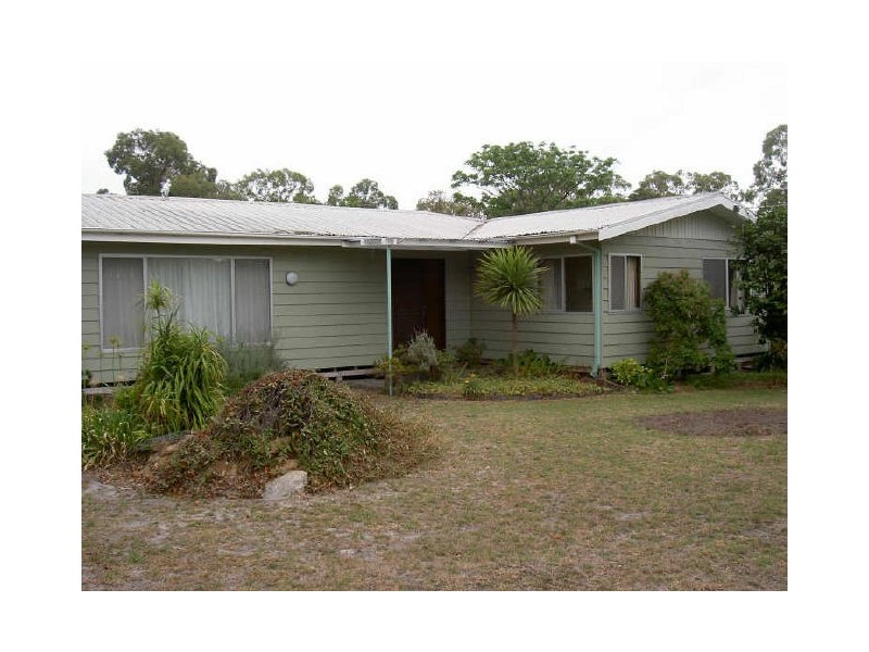 20 Gilsenan  Street, Paynesville VIC 3880