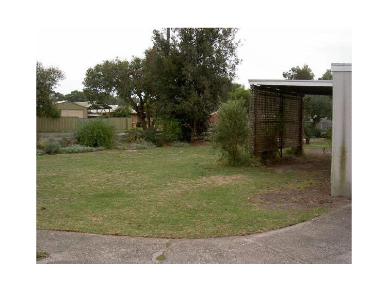 20 Gilsenan  Street, Paynesville VIC 3880