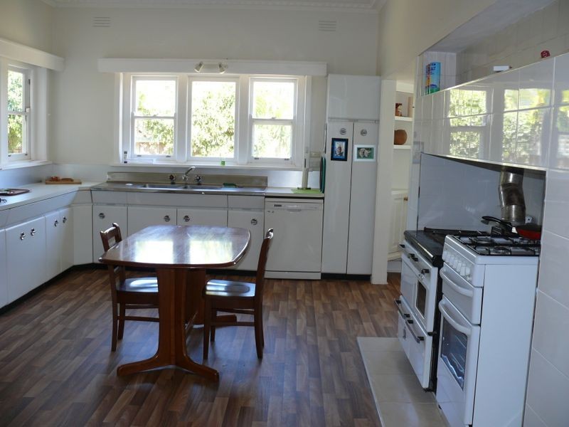 26 McMillan Grove, Paynesville VIC 3880