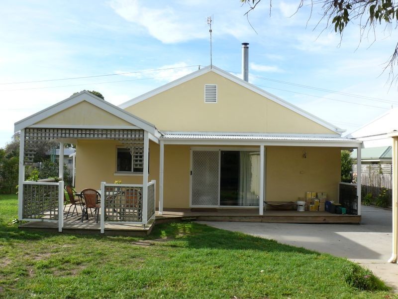 69A Newlands Drive, Paynesville VIC 3880