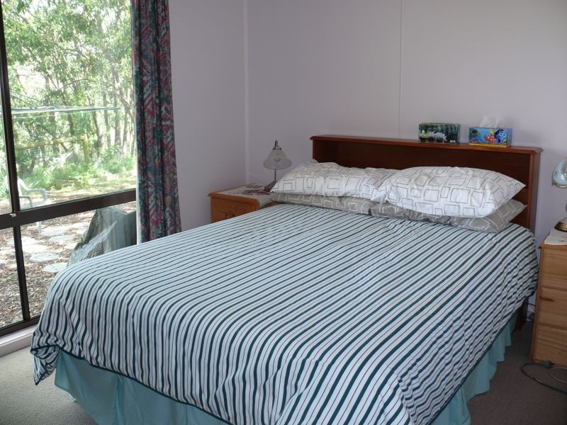 100 Mathiesons Road, Eagle Point VIC 3878
